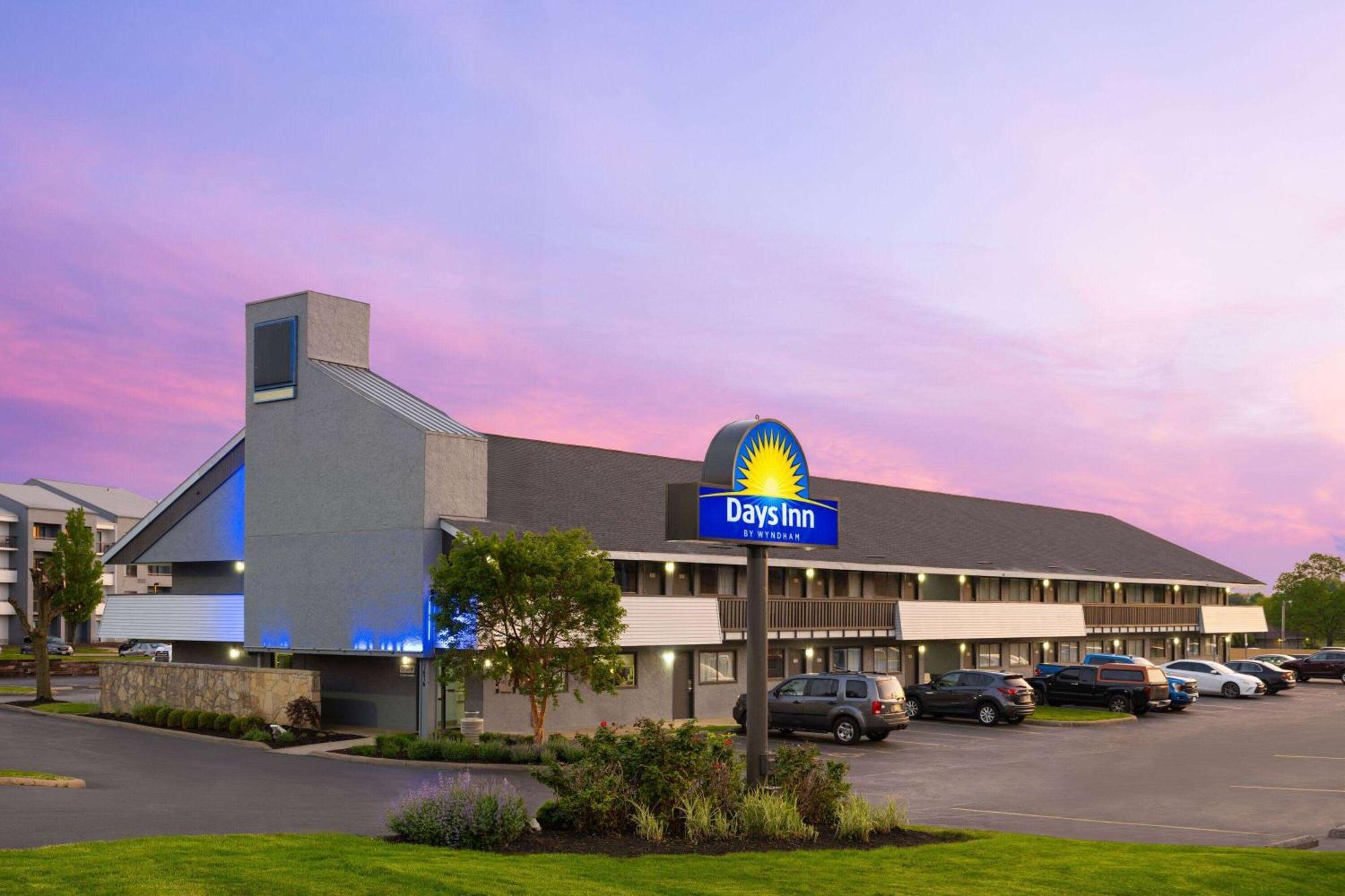 Days Inn By Wyndham Columbus Worthington المظهر الخارجي الصورة