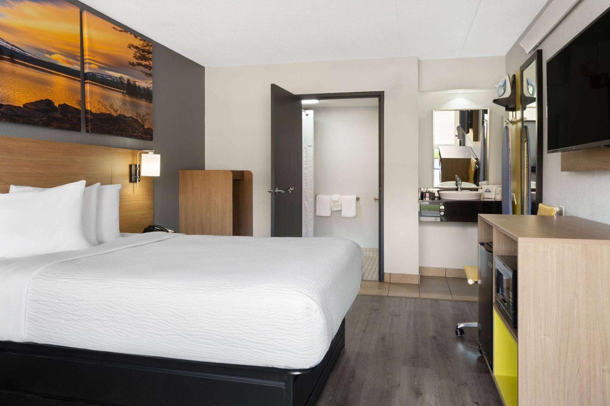 Days Inn By Wyndham Columbus Worthington المظهر الخارجي الصورة